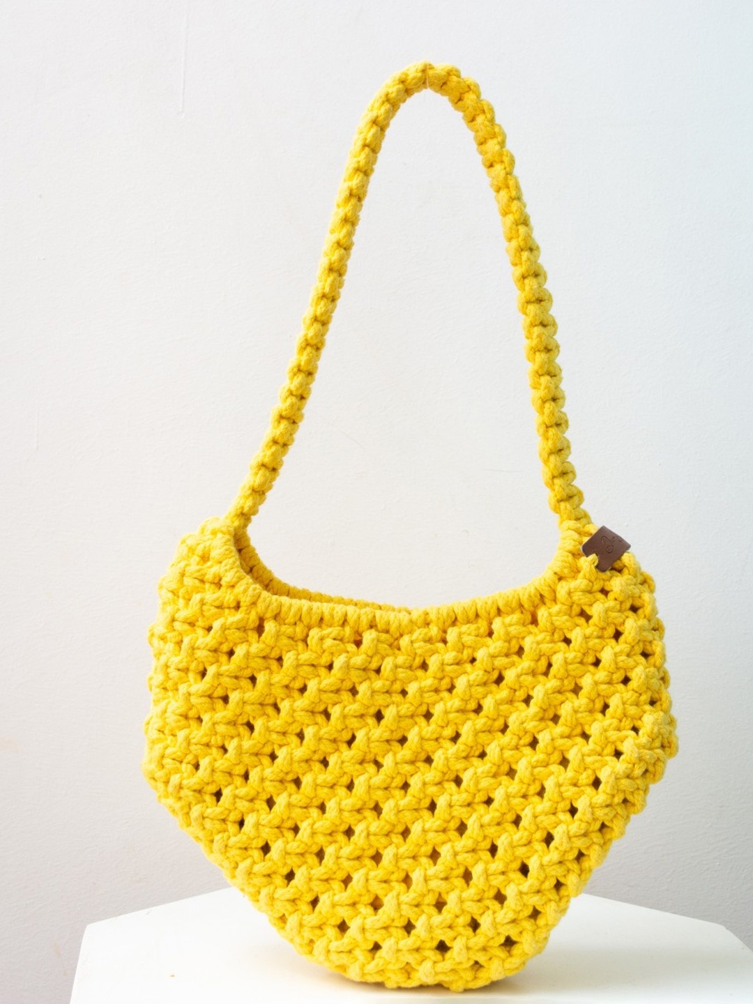

DECORDILL Hand-Knotted Heart Bag, Yellow