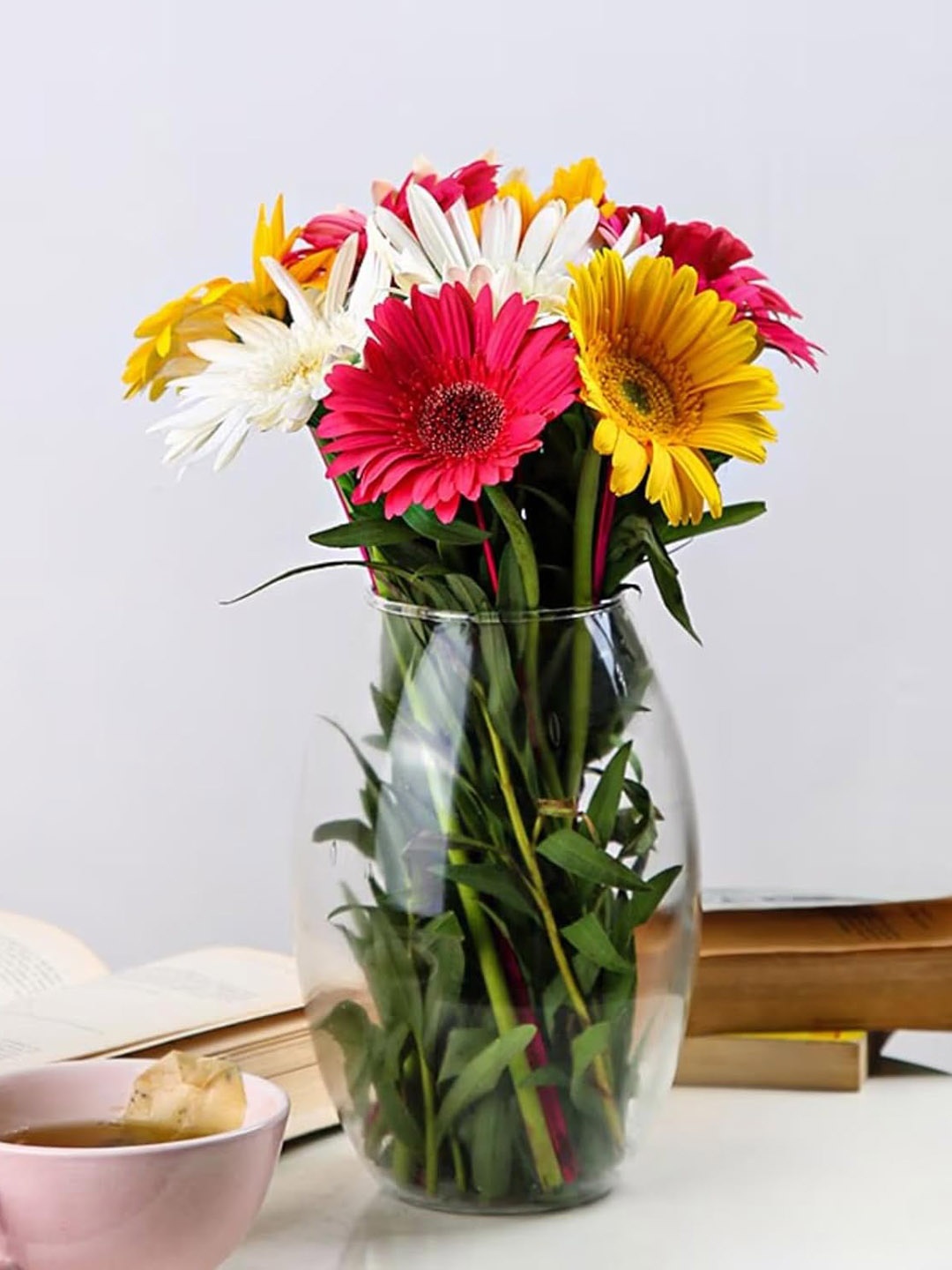 

Floweraura Pink & White 12 Pieces Gerberas Flowers Bouquet With Glass Pot, Red