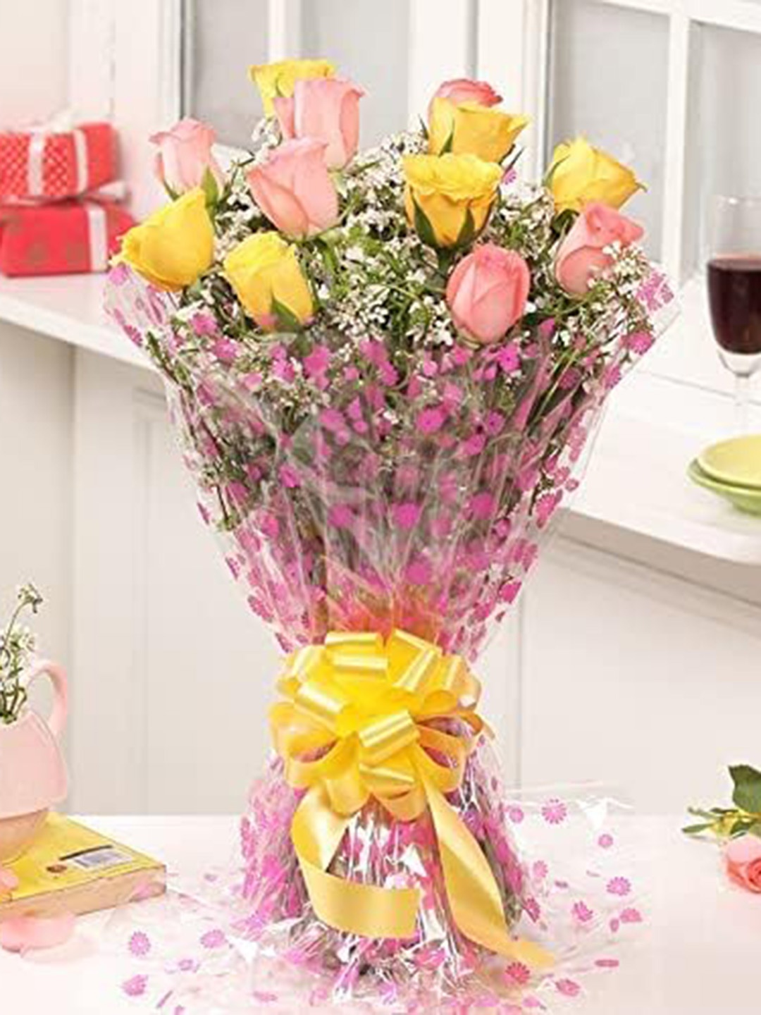 

Floweraura Yellow & Pink 12 Pieces Roses Fresh Flowers Bouquet