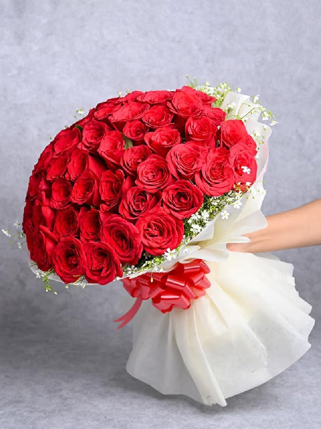 

Floweraura Red 50 Pieces Roses Fresh Flowers Bouquet