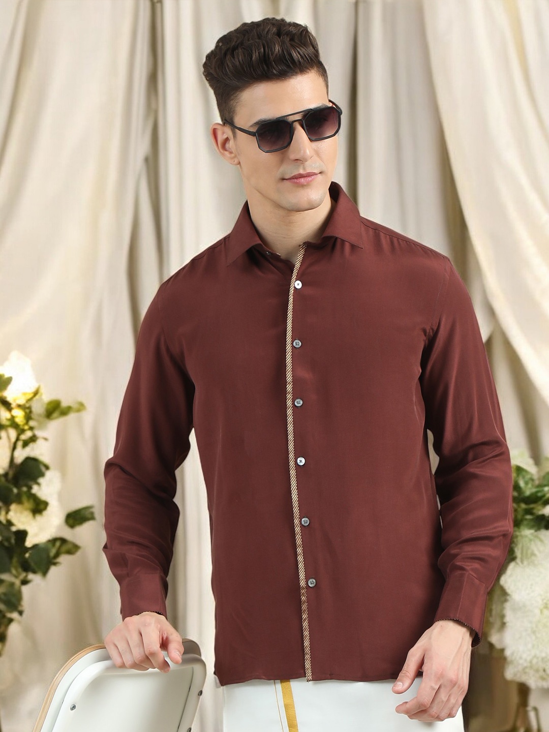 

TATTVA Classic Regular Fit Long Sleeves Spread Collar Opaque Party Shirt, Maroon