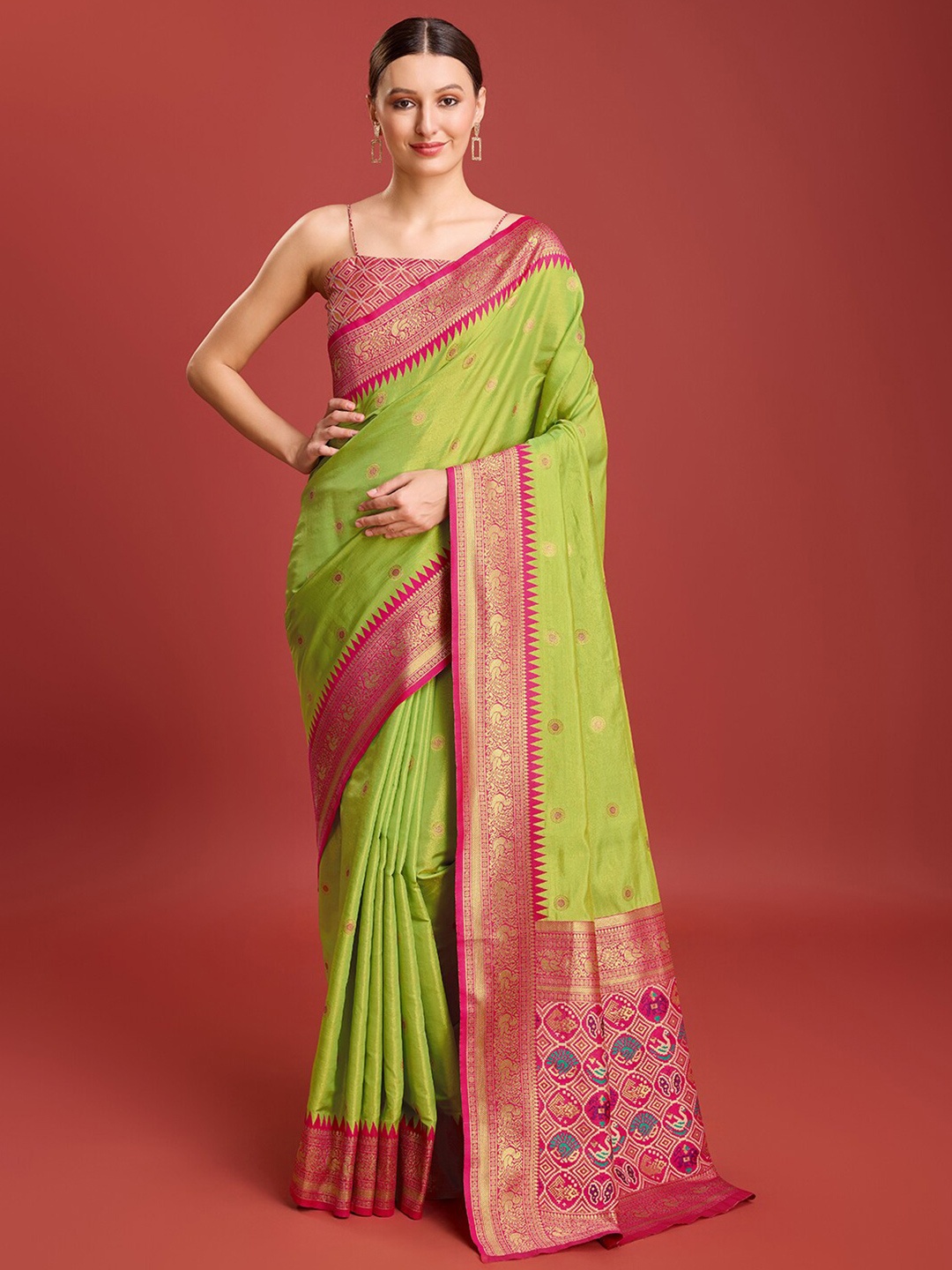 

MONJOLIKA FASHION Polka Dots Woven Design Zari Kanjeevaram Saree, Lime green