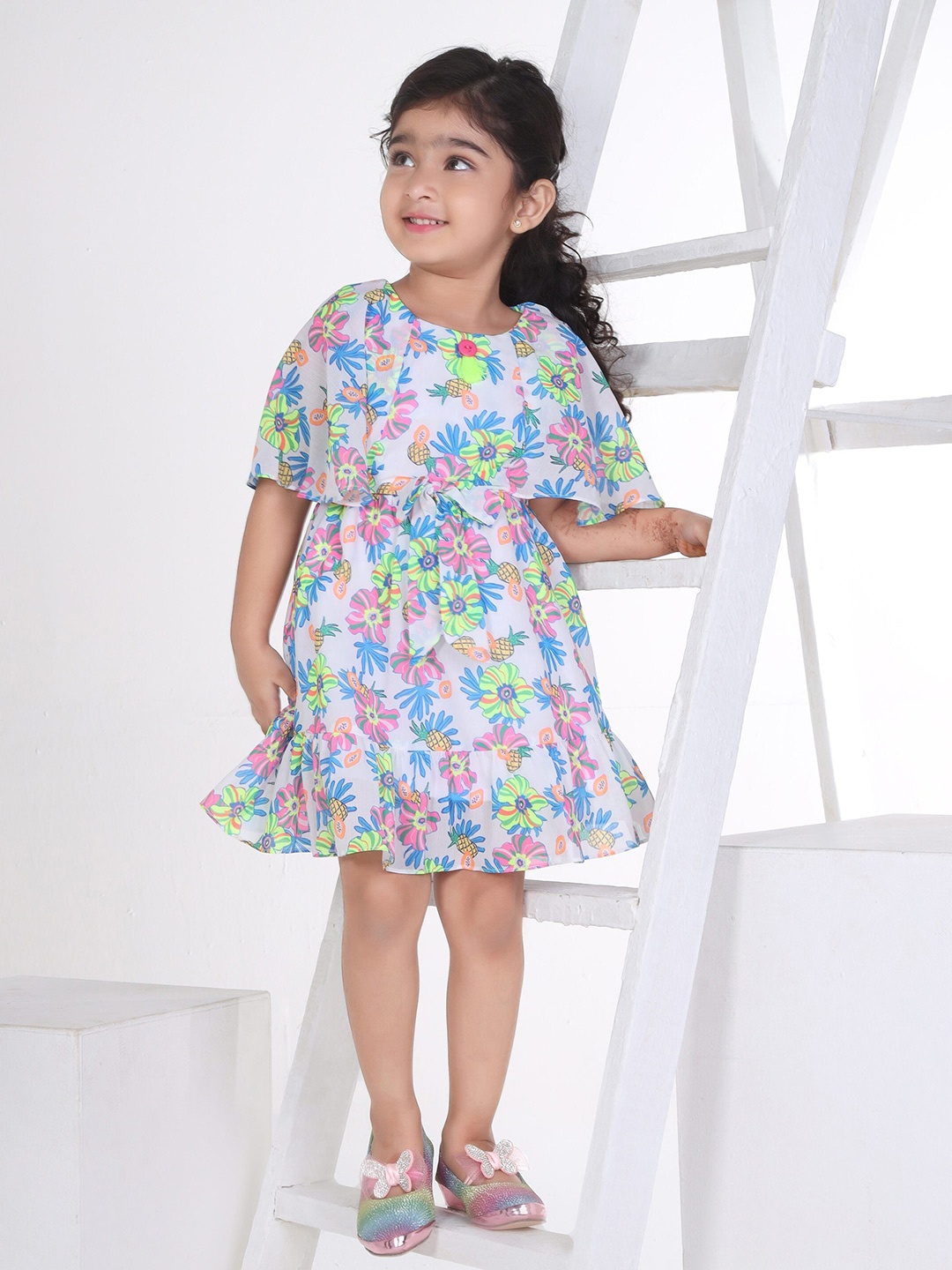

Peppermint Girls Floral Printed Flared Sleeve Chiffon Fit & Flare Dress, White