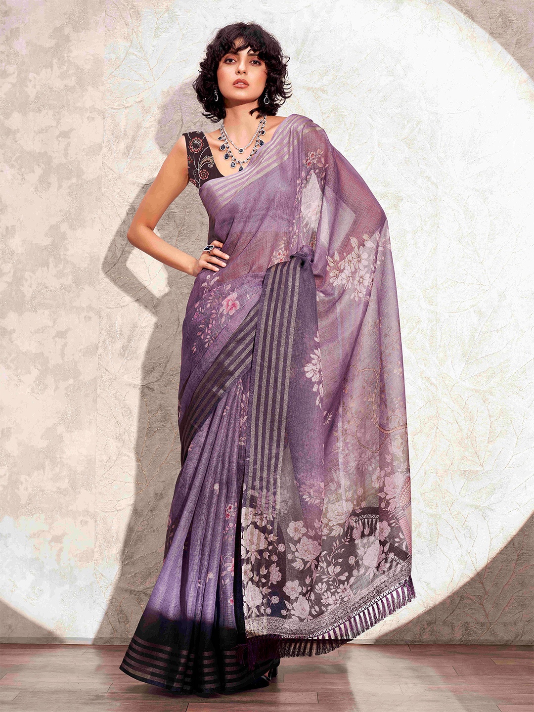 

Tikhi Imli Floral Printed Saree, Violet