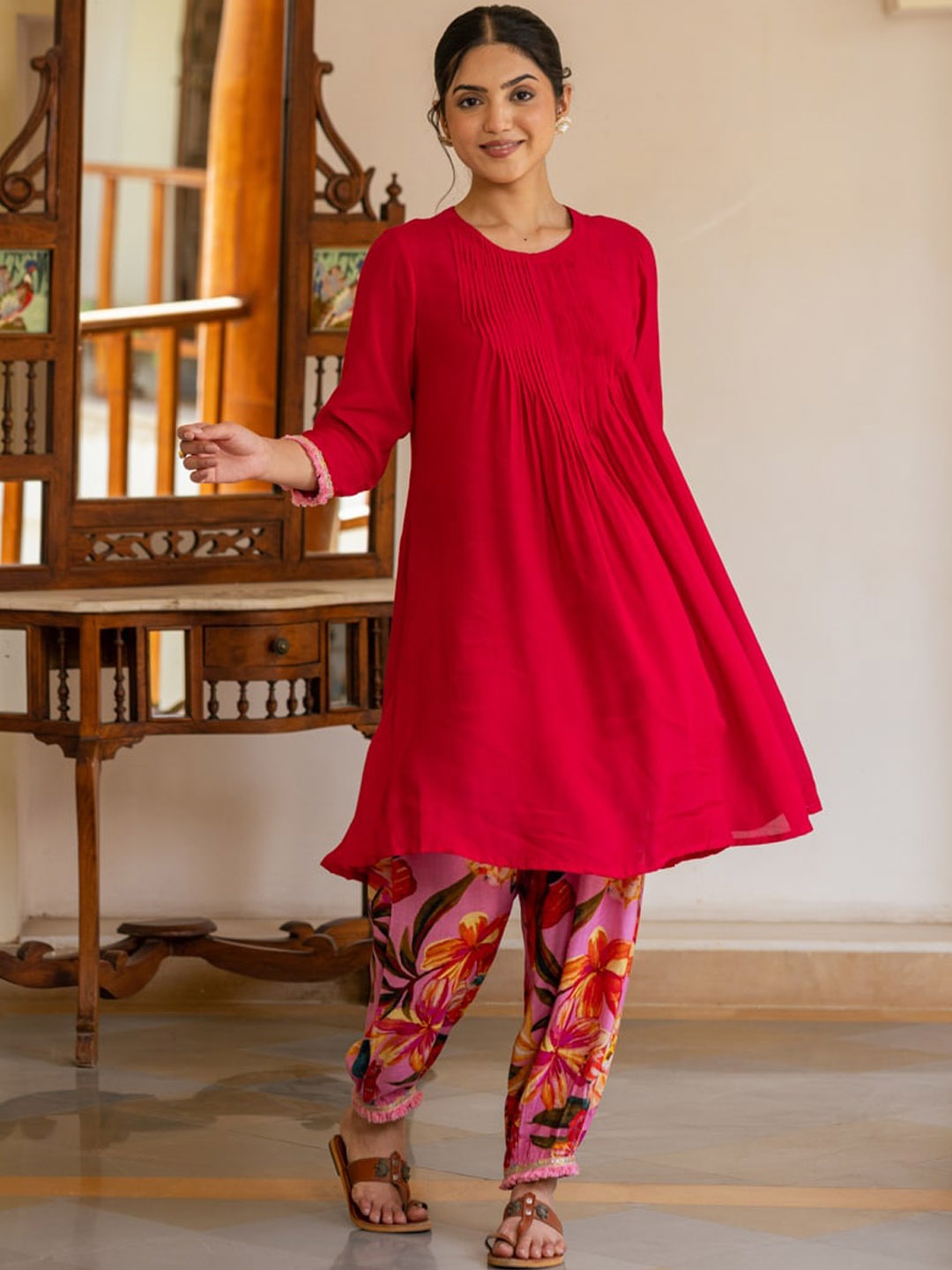 

Ambraee Round Neck A-Line Kurta with Salwar, Maroon