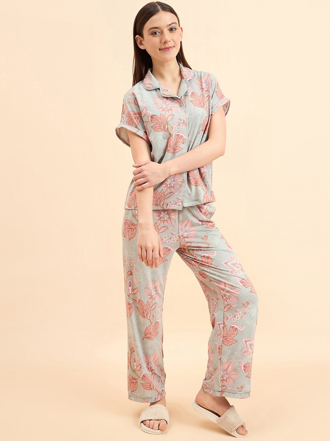 

Sweet Dreams Floral Printed Lapel Collar Night Suit, Green
