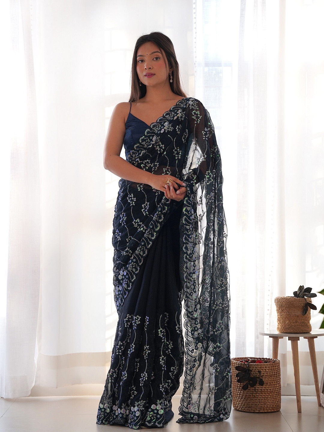 

Anouk Embellished Sequinned Organza Saree, Navy blue