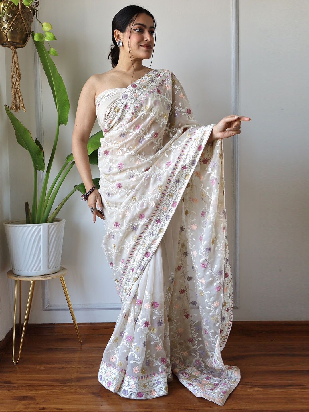 Anouk Floral Embroidered Net Saree, Off white