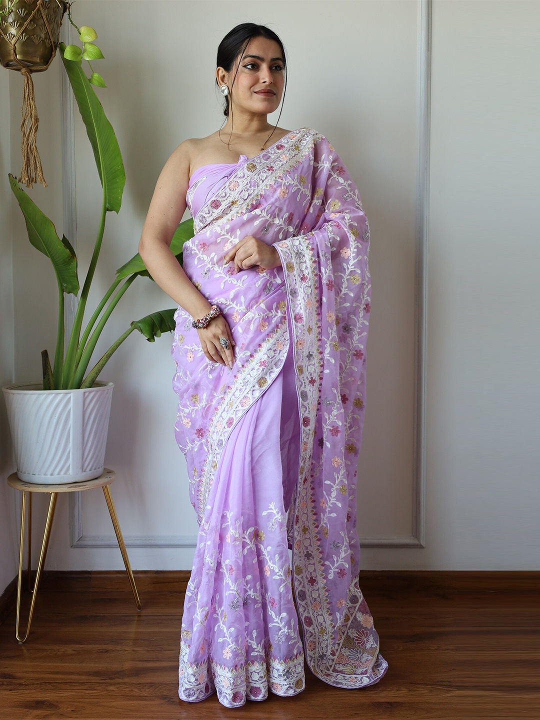 

Anouk Embellished Embroidered Net Saree, Lavender