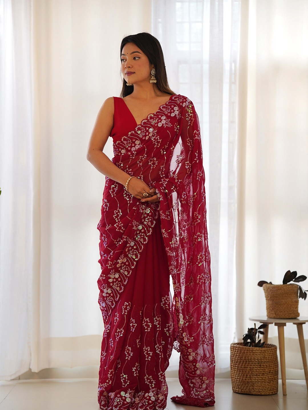 

Anouk Embellished Sequinned Organza Saree, Maroon