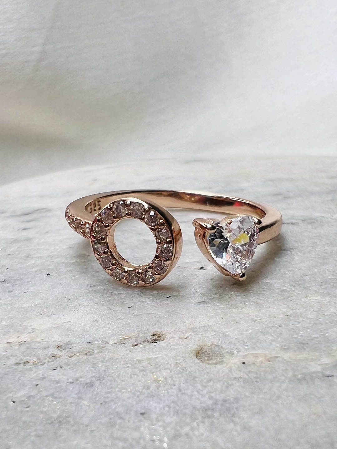 

Arte Jewels 925 Sterling Silver Rose Gold-Plated Finger Ring