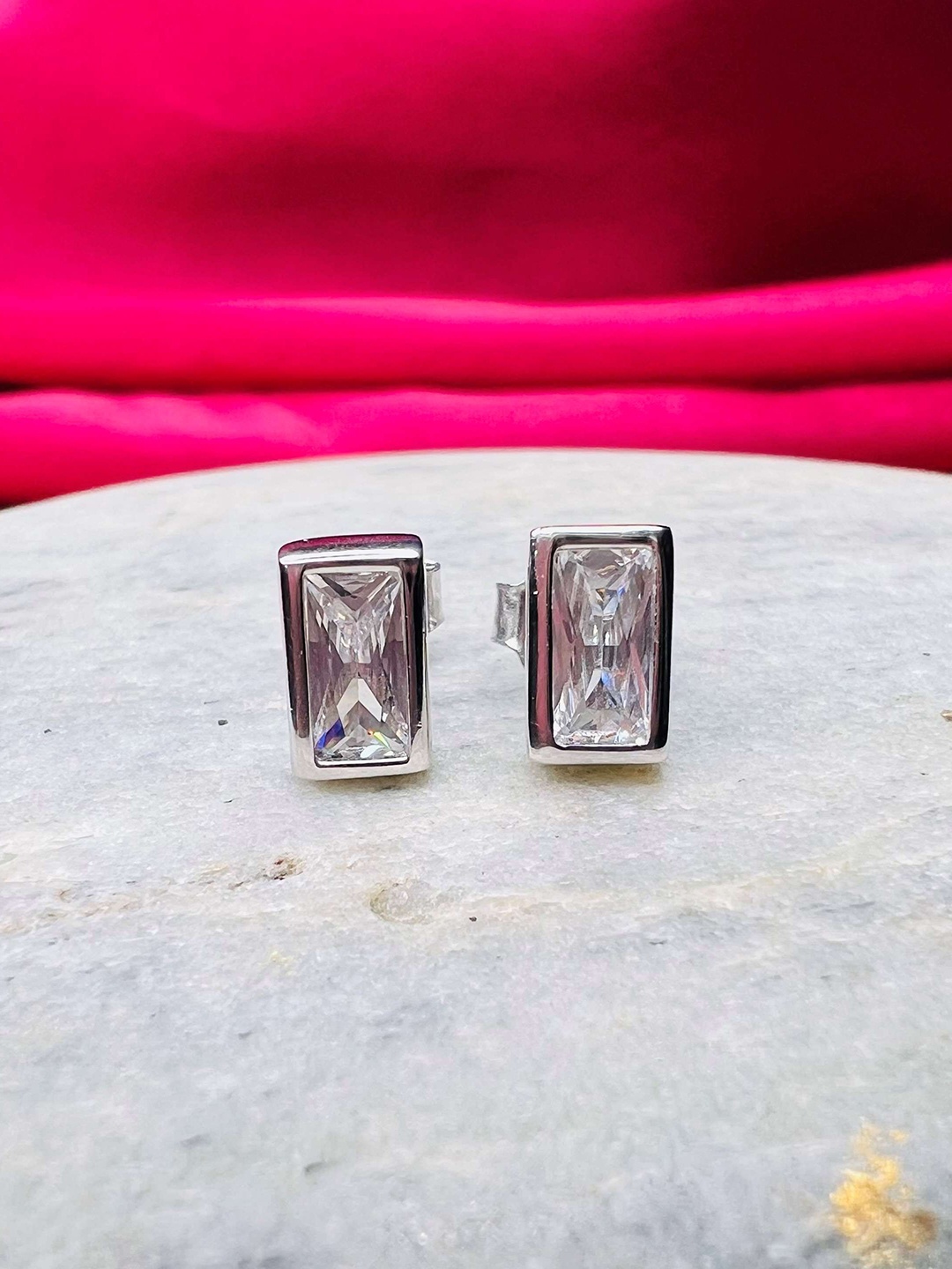 

Arte Jewels Zircon-Studded 925 Sterling Silver Earrings