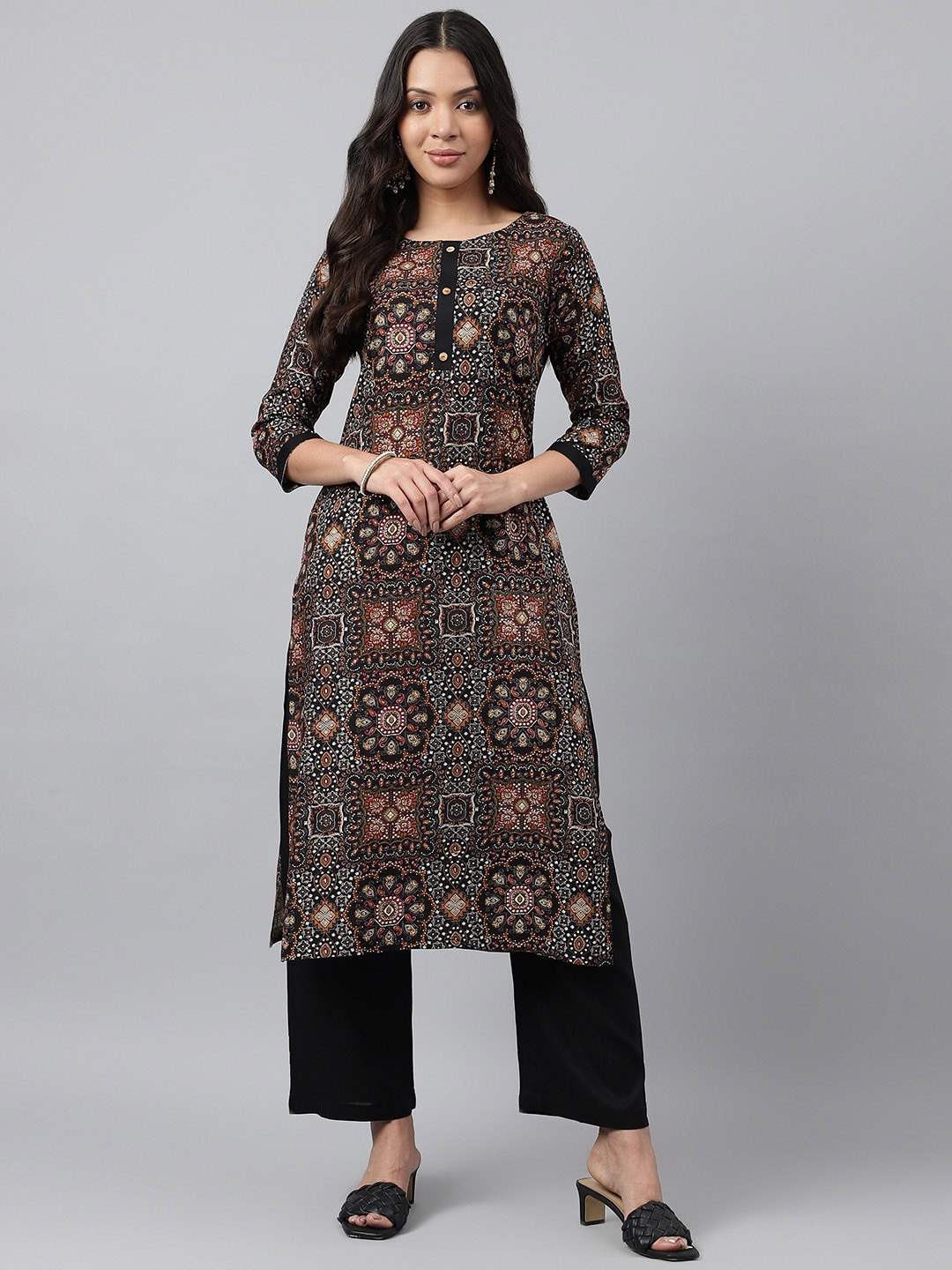 

HRITIKA Ethnic Motifs Printed Straight Kurta with Trousers, Black