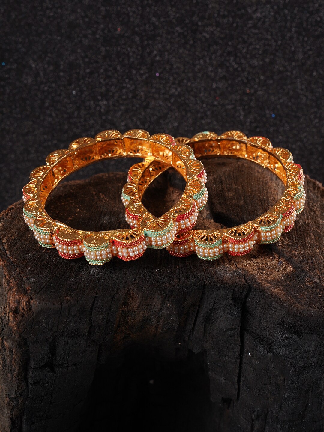 

Shoshaa Set Of 2 Gold-Plated Beaded Bangles
