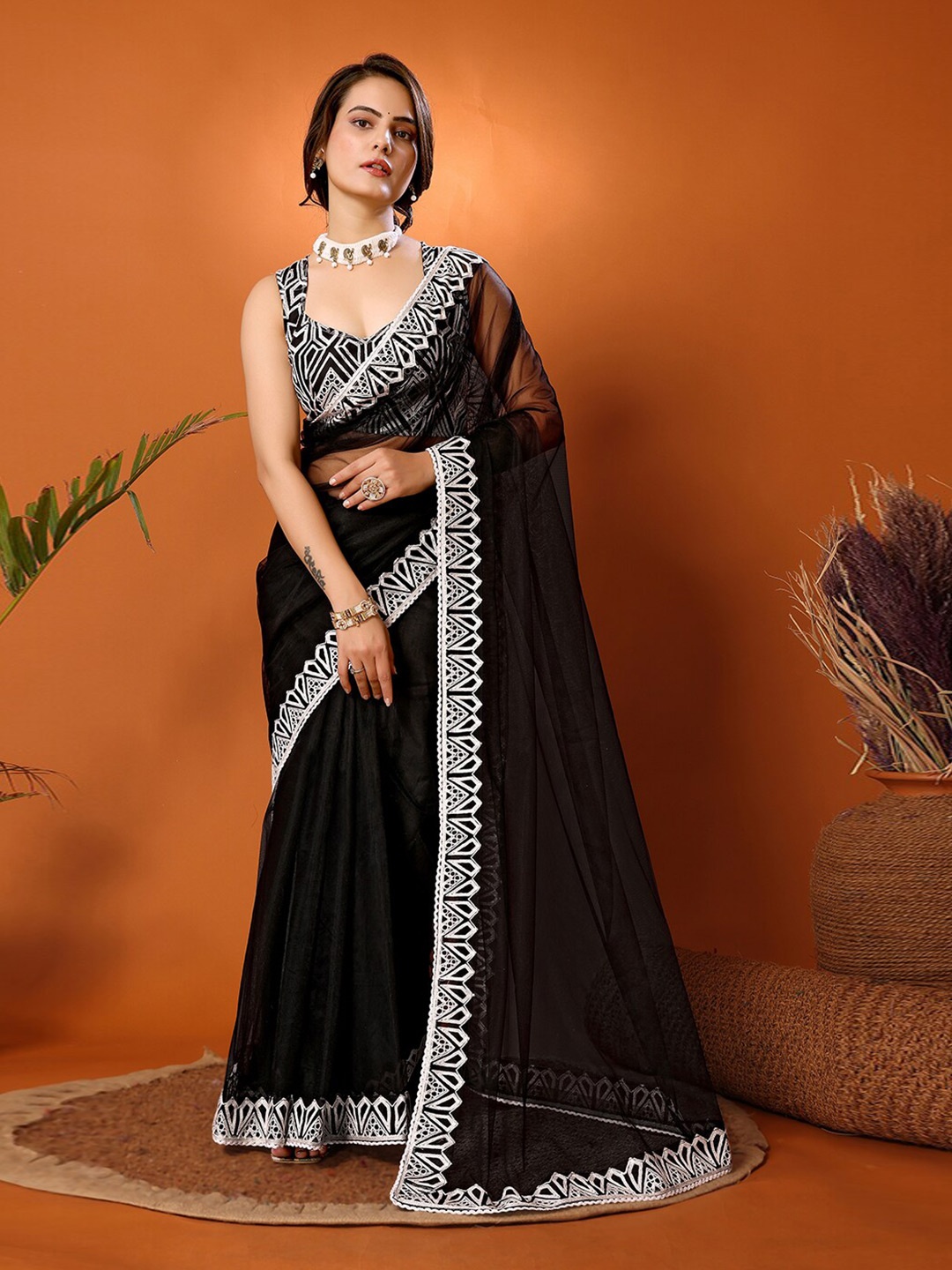

FABMORA Embroidered Net Saree, Black