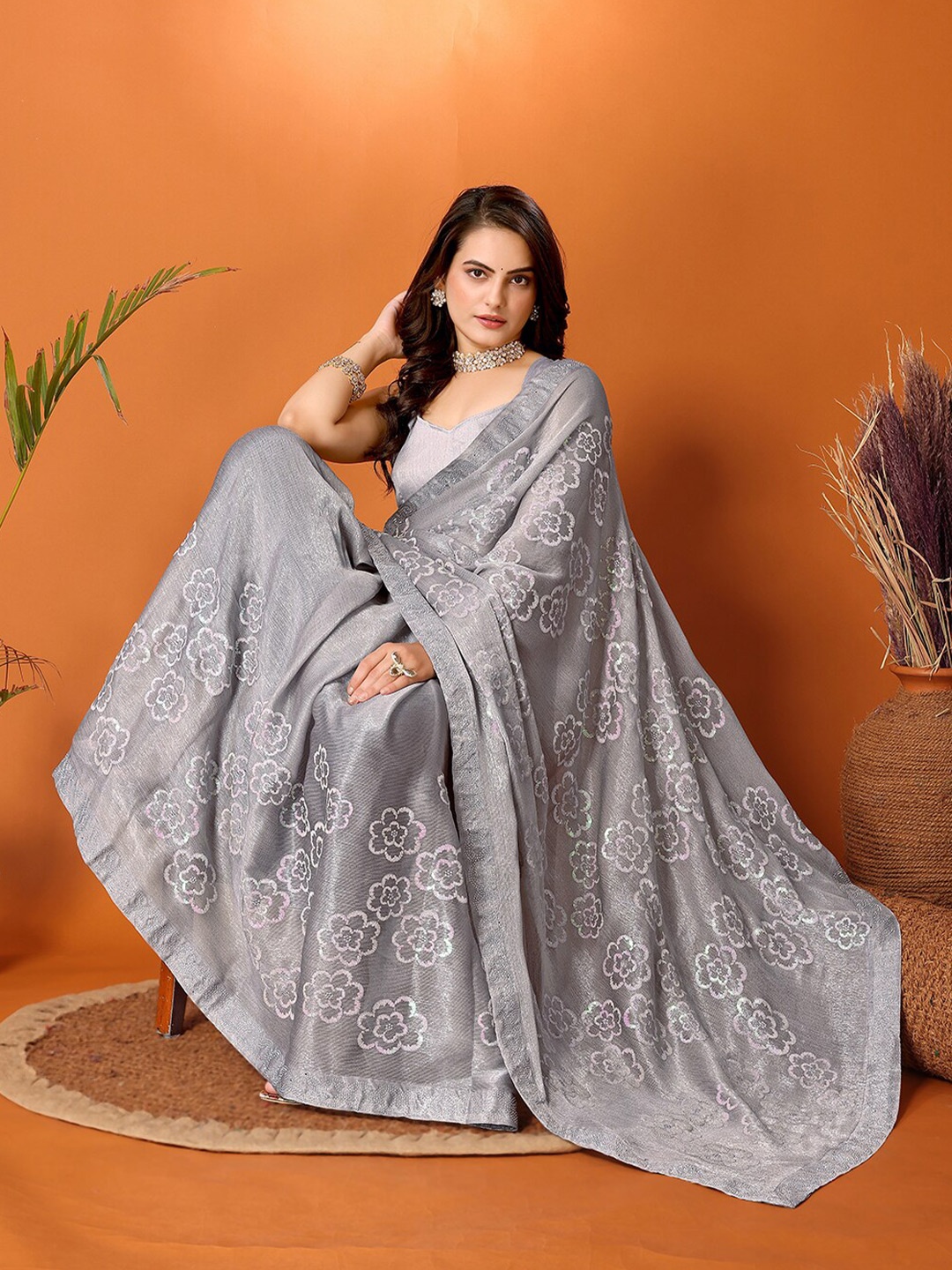 

FABMORA Embellished Sequinned Pure Chiffon Saree, Grey