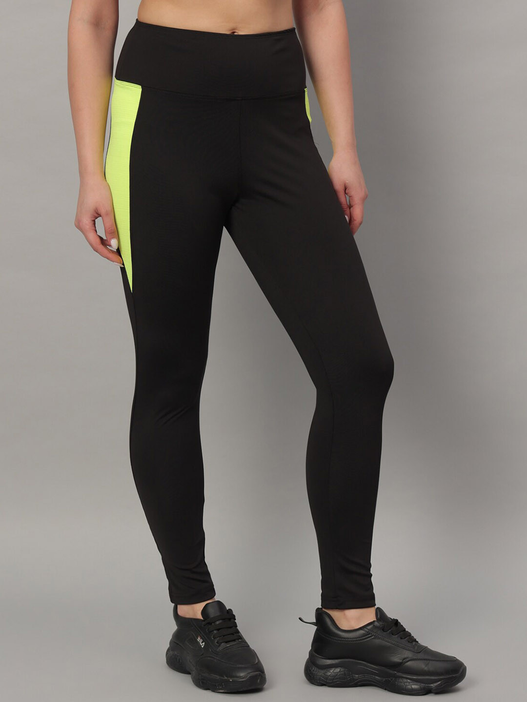 

GLITO Colorblocked Stretchable Ankle-Length Gym Tights, Black