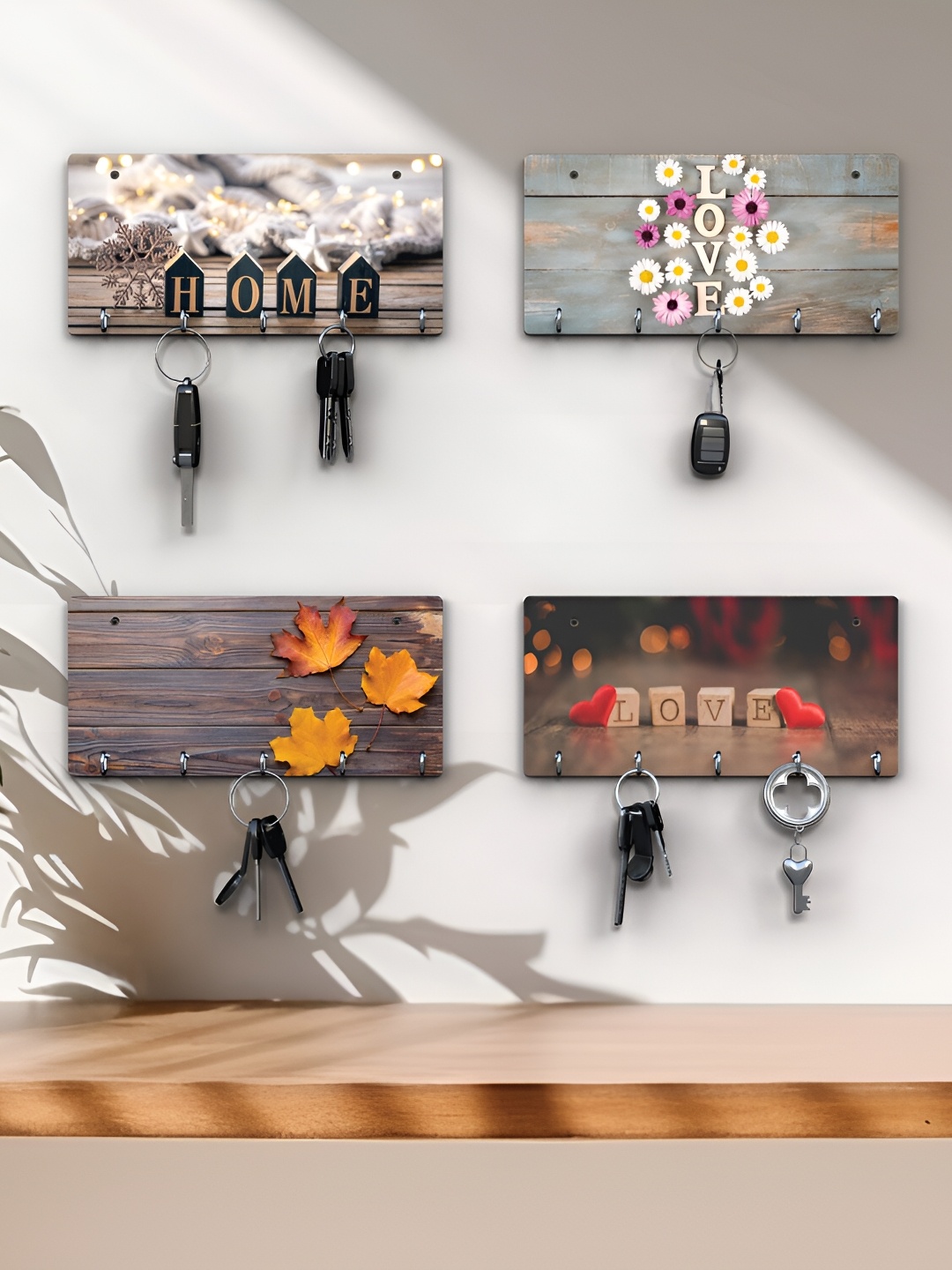 

RANDOM Beige & White 4 Pieces Love Printed Wooden Key Holders