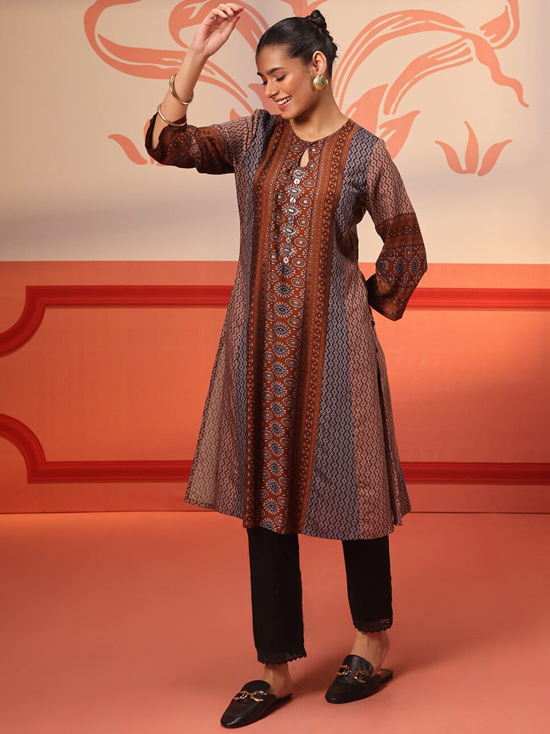 

Lakshita Ethnic Motifs Printed Keyhole Neck Thread Work Grandeur & Majestic Artwork Kurta, Brown