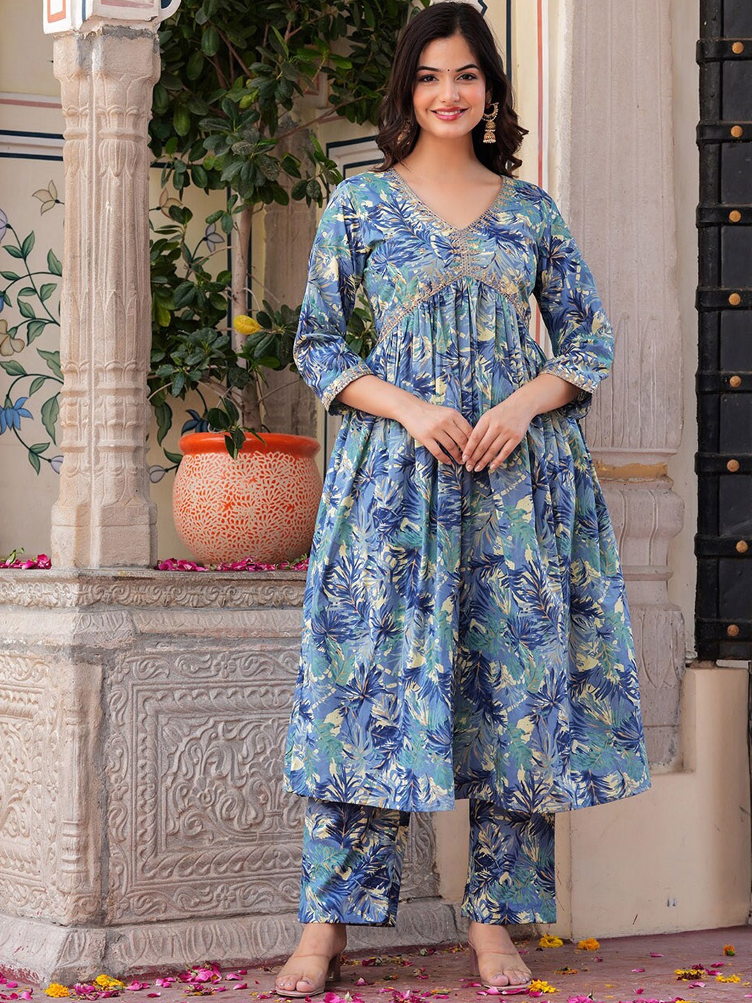 

KPF Floral Printed Empire Pure Cotton A Line Kurta With Trousers, Blue