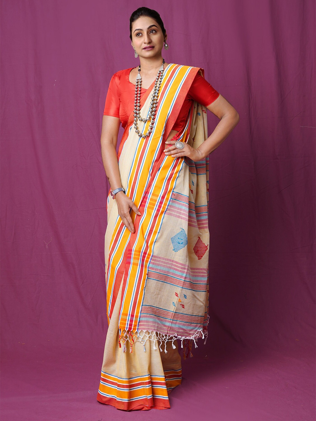 

Unnati Silks Woven Design Pure Cotton Handloom Jamdani Saree, Beige