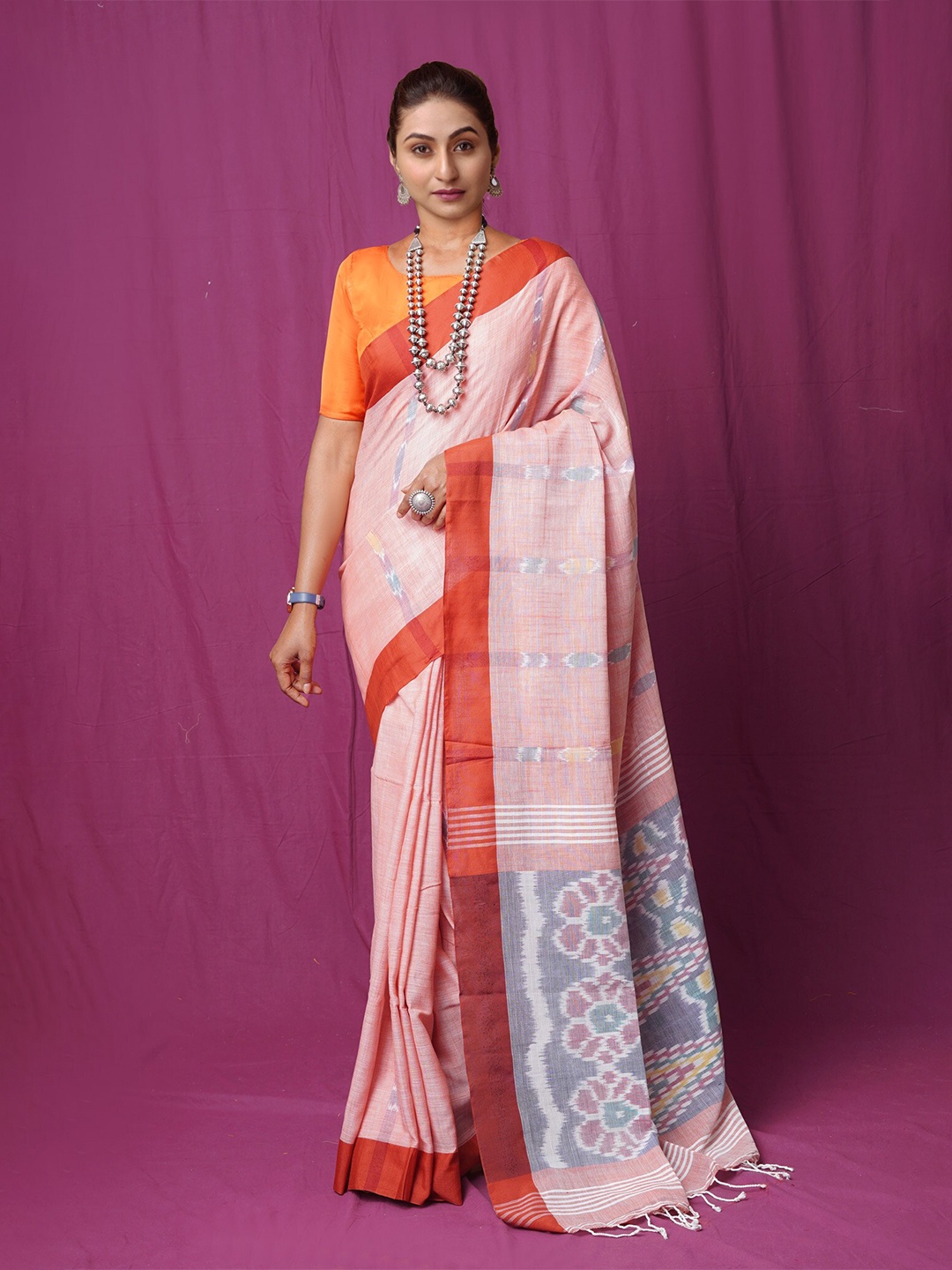 

Unnati Silks Woven Design Pure Linen Handloom Pochampally Saree, Pink
