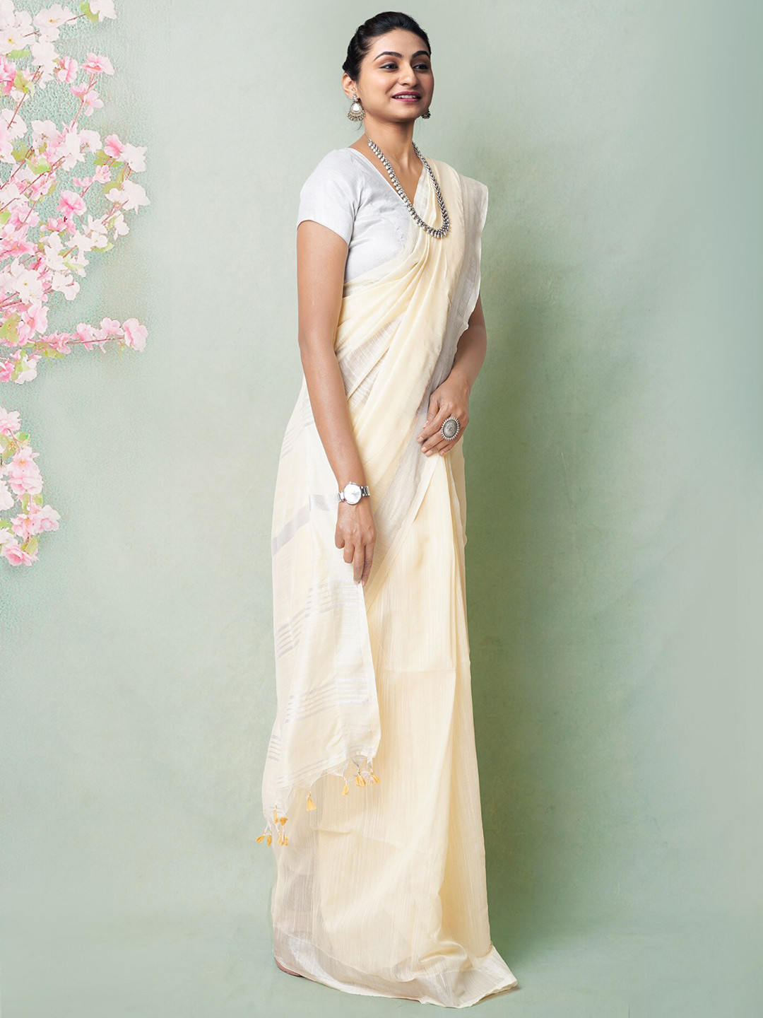 

Unnati Silks Zari Silk Cotton Handloom Jamdani Saree, Cream