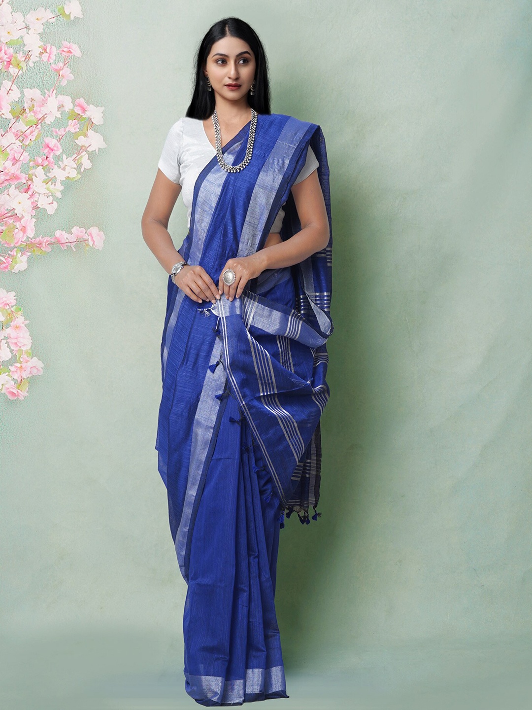 

Unnati Silks Zari Silk Cotton Handloom Jamdani Saree, Blue