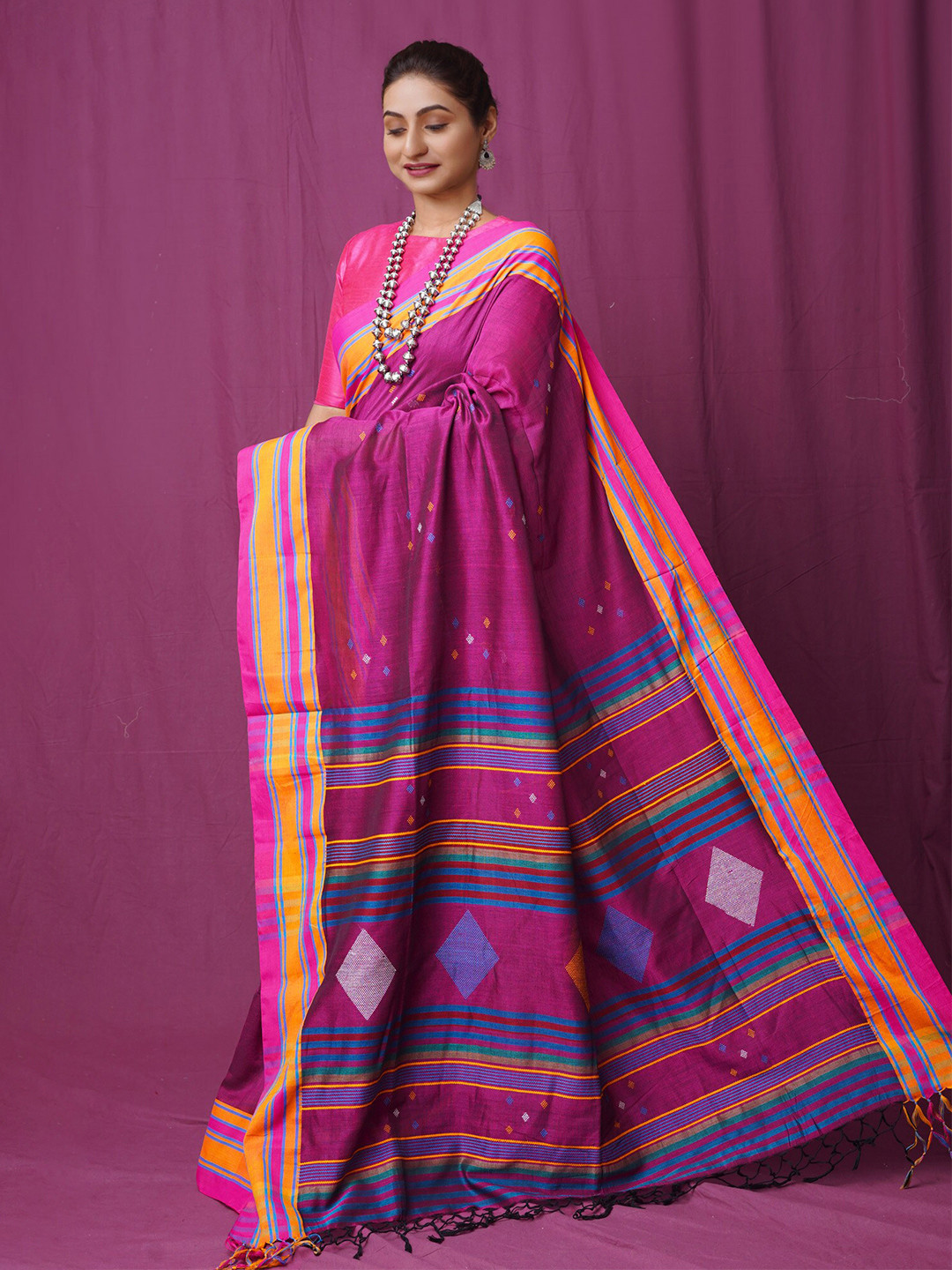 

Unnati Silks Woven Design Pure Cotton Handloom Jamdani Saree, Pink