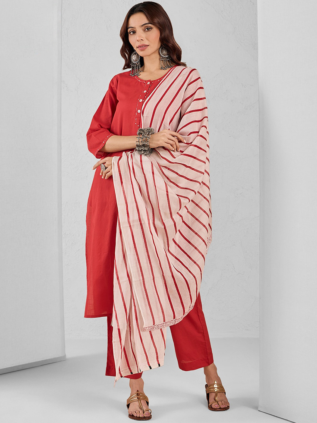 

Likha Women Regular Pure Cotton Kurta with Trousers & With Dupatta, Red