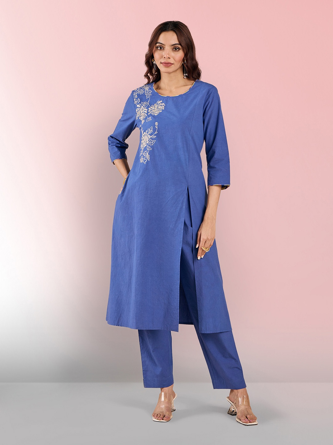 

Likha Poplin Placement Embroidered Front Slit Straight Kurta with Pant, Blue