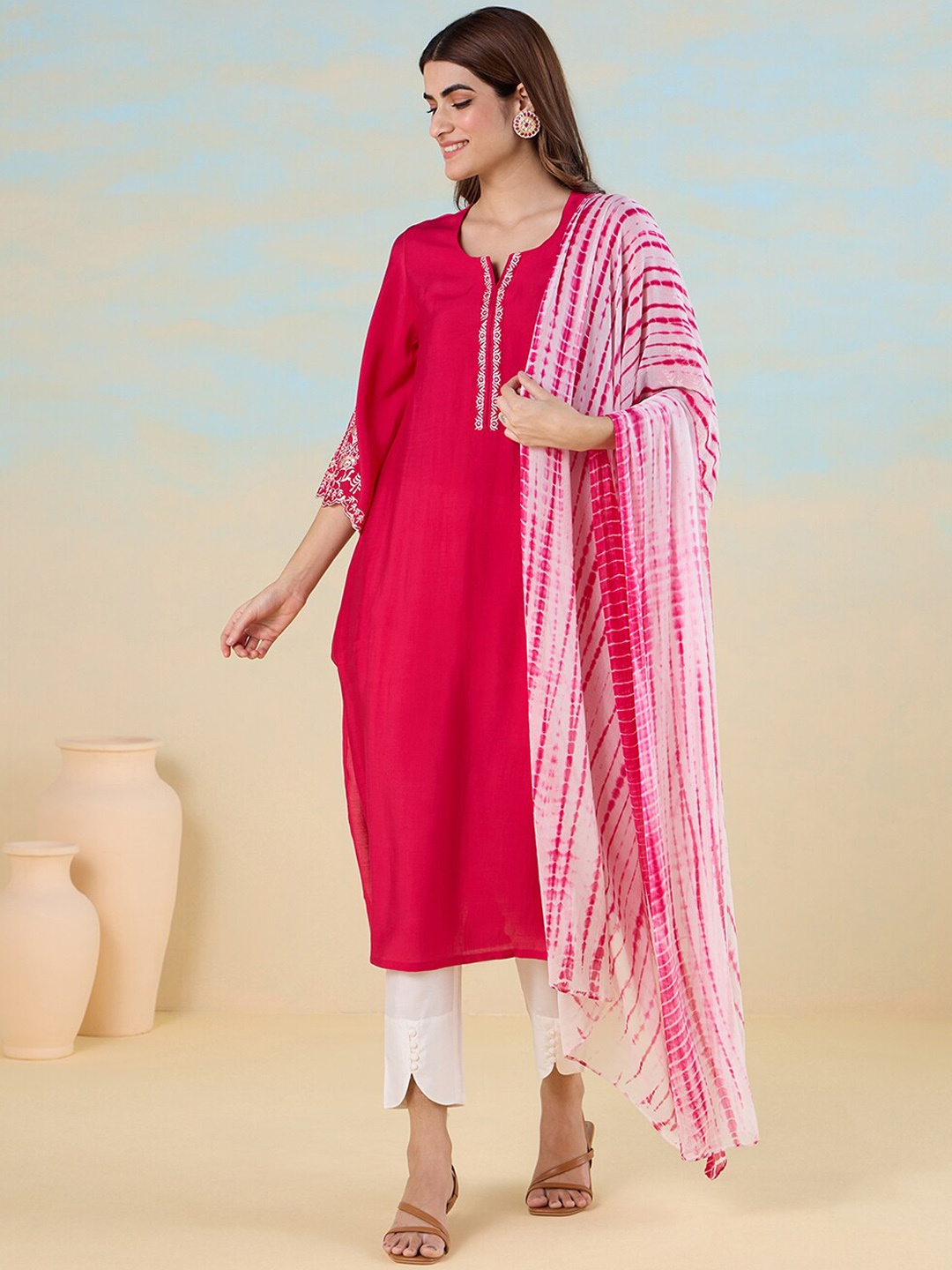 

Likha Ethnic Motifs Embroidered Regular Thread Work Kurta With Pyjamas & With Dupatta, Pink