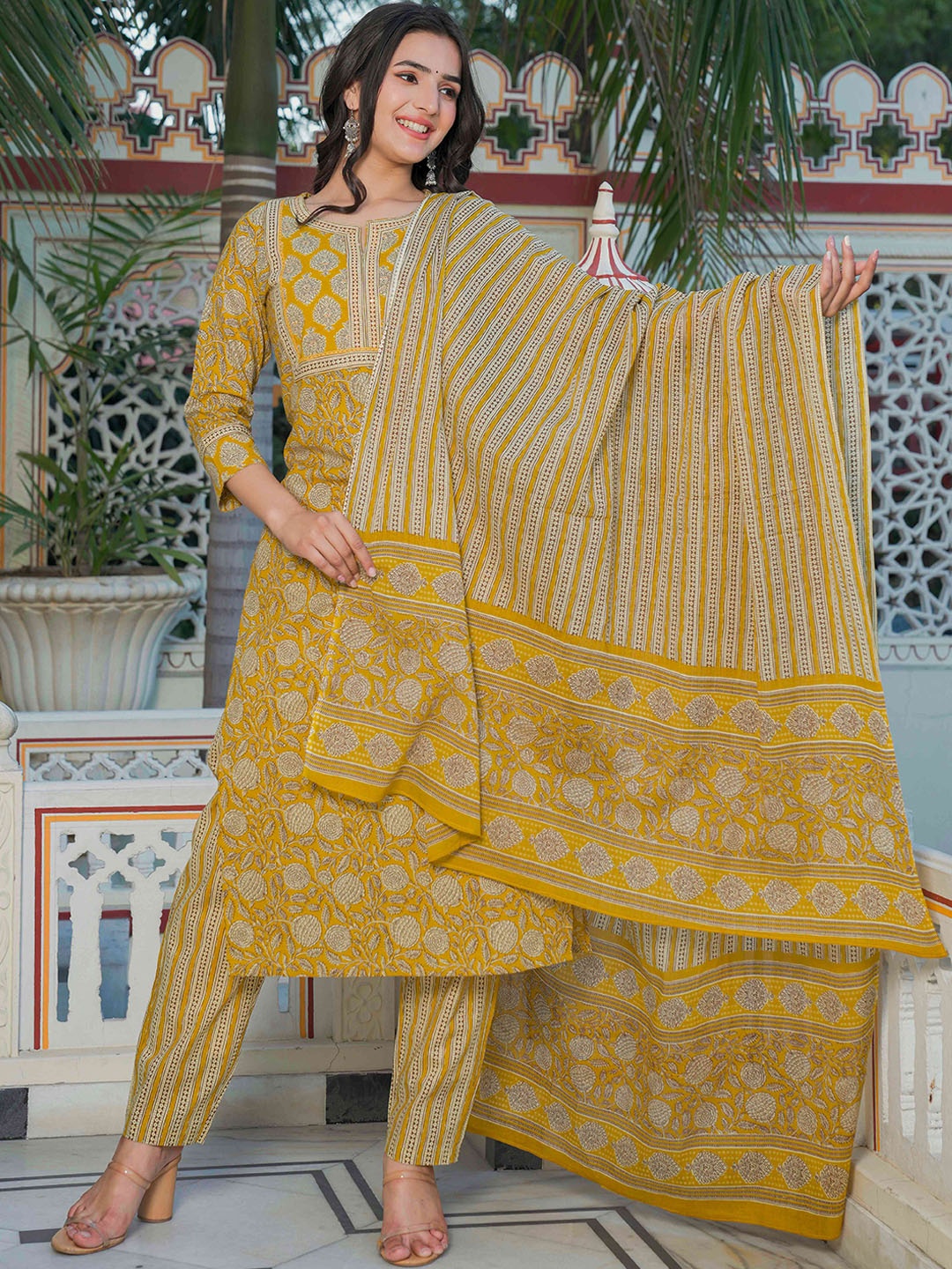 

Vbuyz Yellow Floral Printed Notch Neck Pure Cotton Straight Kurta With Trousers & Dupatta