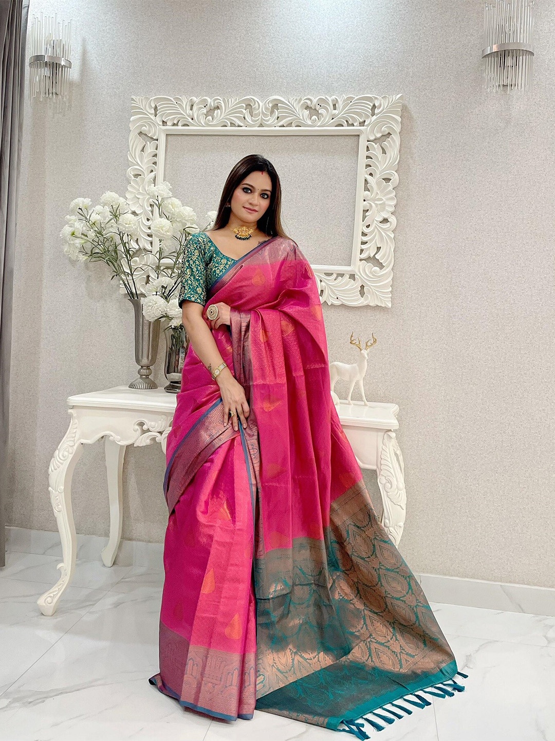 

Anouk Woven Design Zari Kanjeevaram Saree, Pink