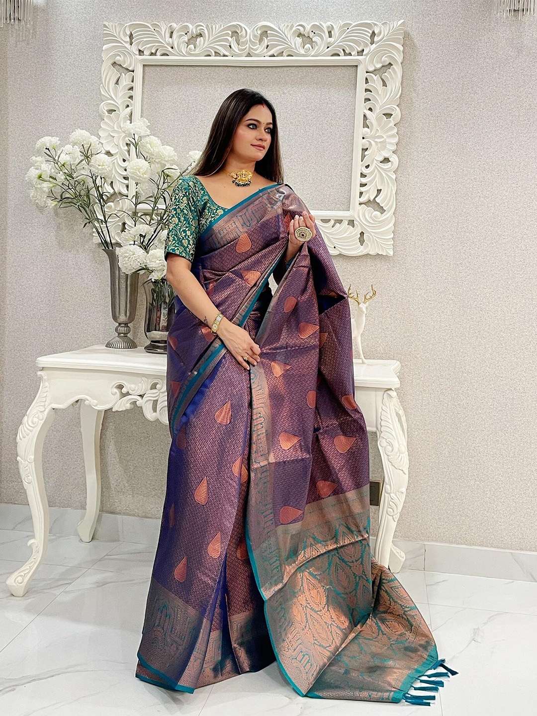 

Anouk Ethnic Motifs Woven Design Zari Kanjeevaram Saree, Navy blue