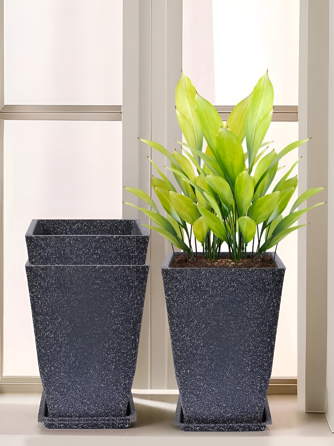 

Kuber Industries Black 3 Pieces Pot Planters With Tray