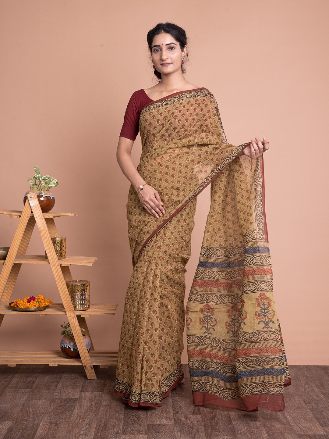 

Kishori Sarees Ethnic Motifs Printed Pure Cotton Saree, Beige