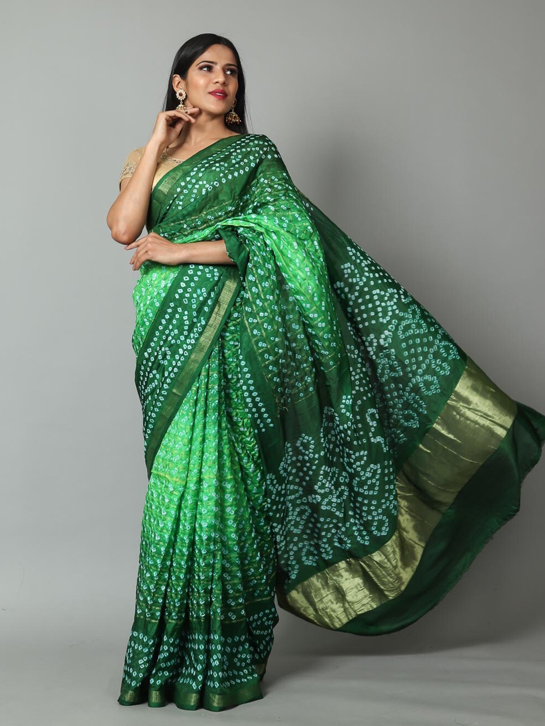 

Kishori Sarees Bandhani Printed Zari Pure Silk Saree, Green