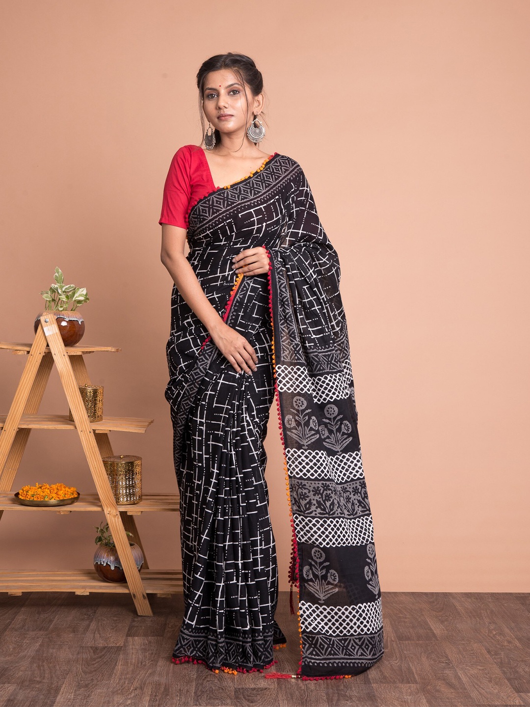 

Kishori Sarees Pure Cotton Saree, Black