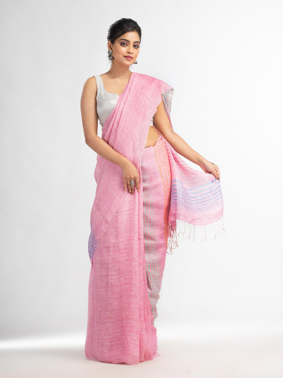 

Angoshobha Pure Linen Saree, Pink