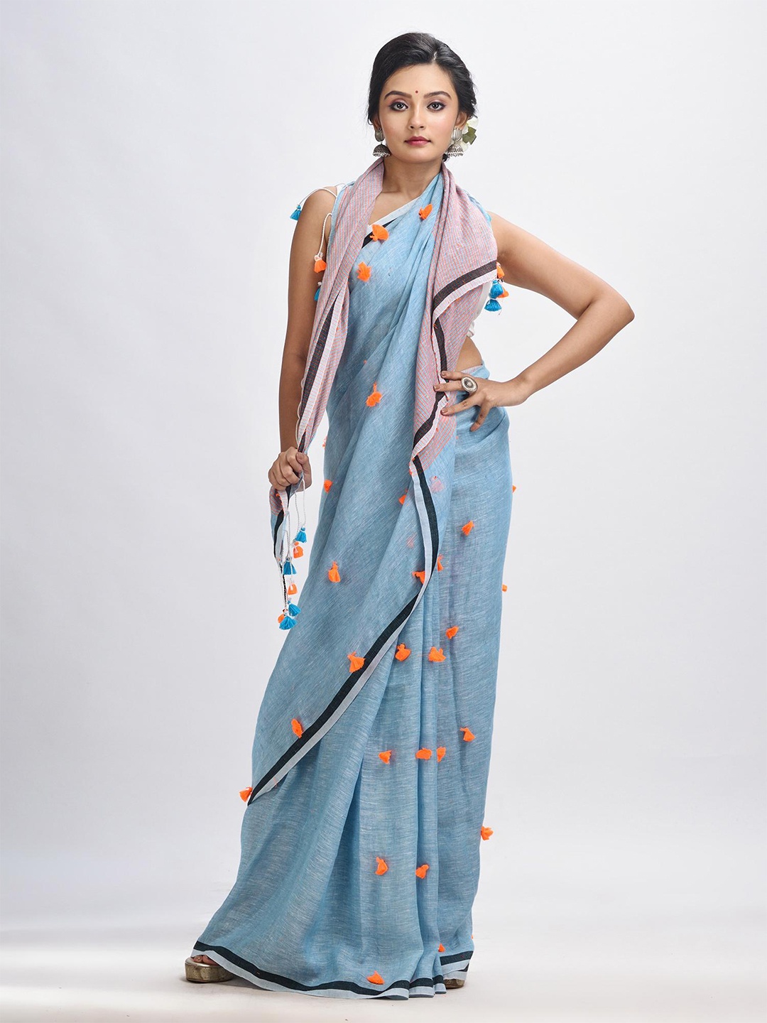 

Angoshobha Embellished Pure Linen Saree, Blue