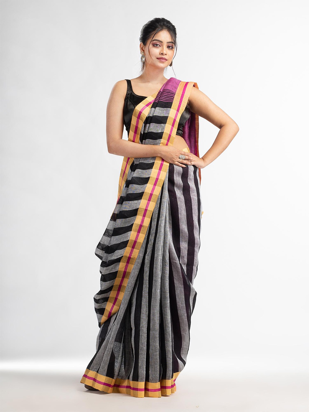 

Angoshobha Striped Pure Linen Saree, Black