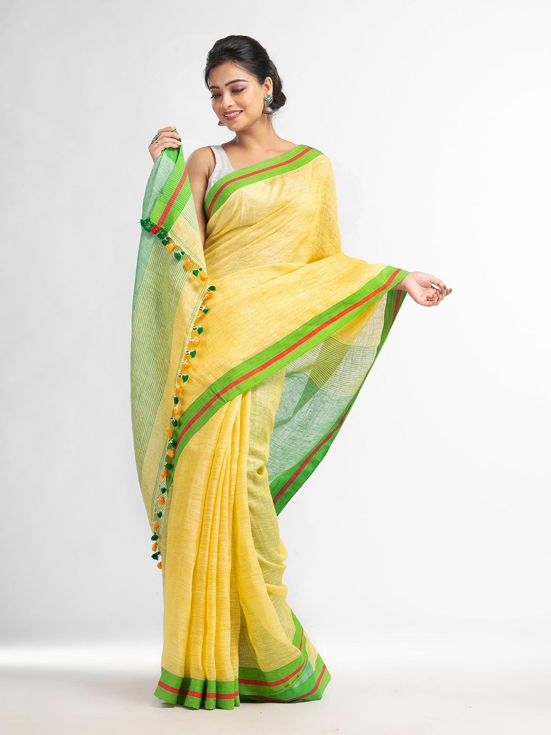 

Angoshobha Pure Linen Saree, Yellow
