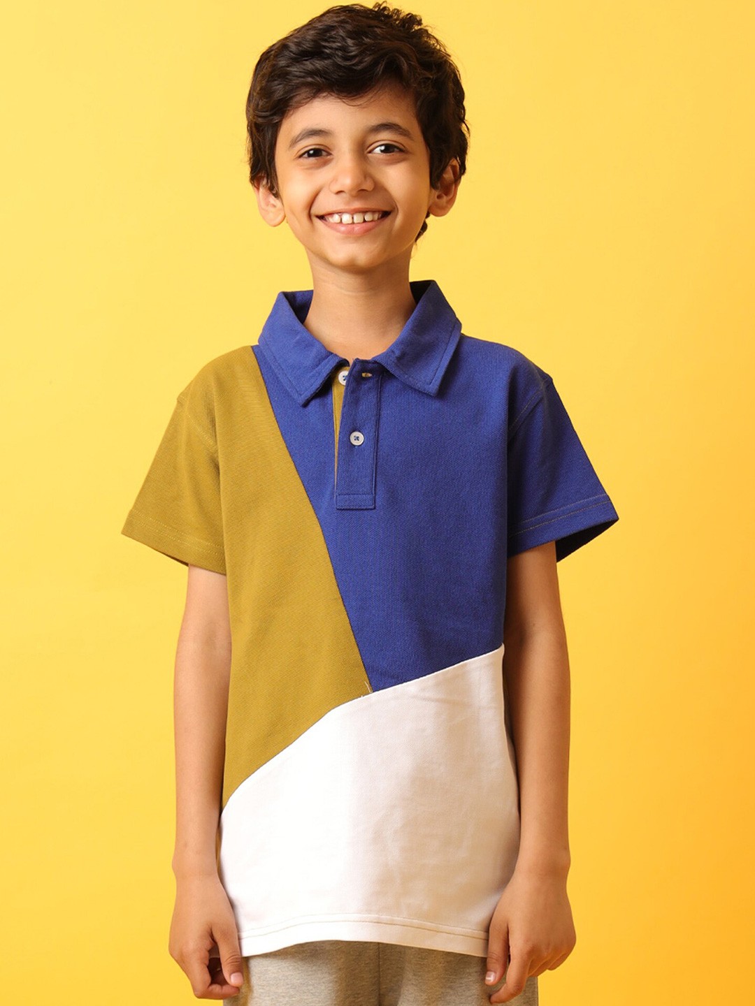 

Anthrilo Boys Colourblocked Polo Collar T-shirt, Olive