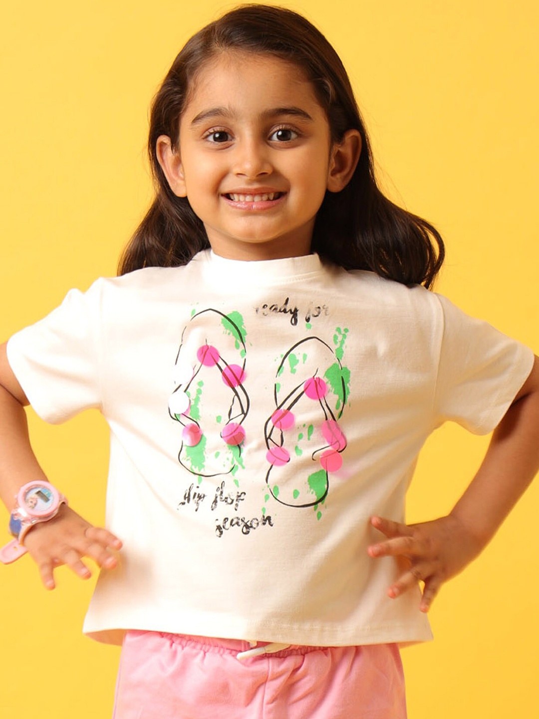 

Anthrilo Girls Printed Applique T-shirt, White