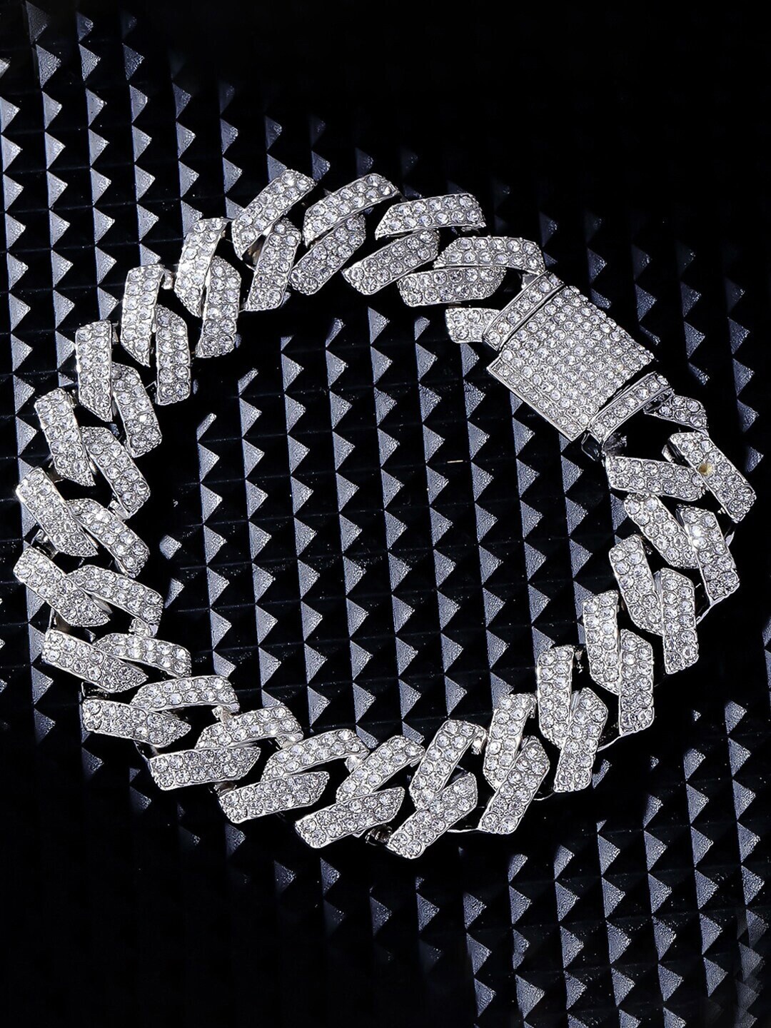 

Krelin Unisex Stainless Steel Cubic Zirconia Studded Link Bracelet, Silver