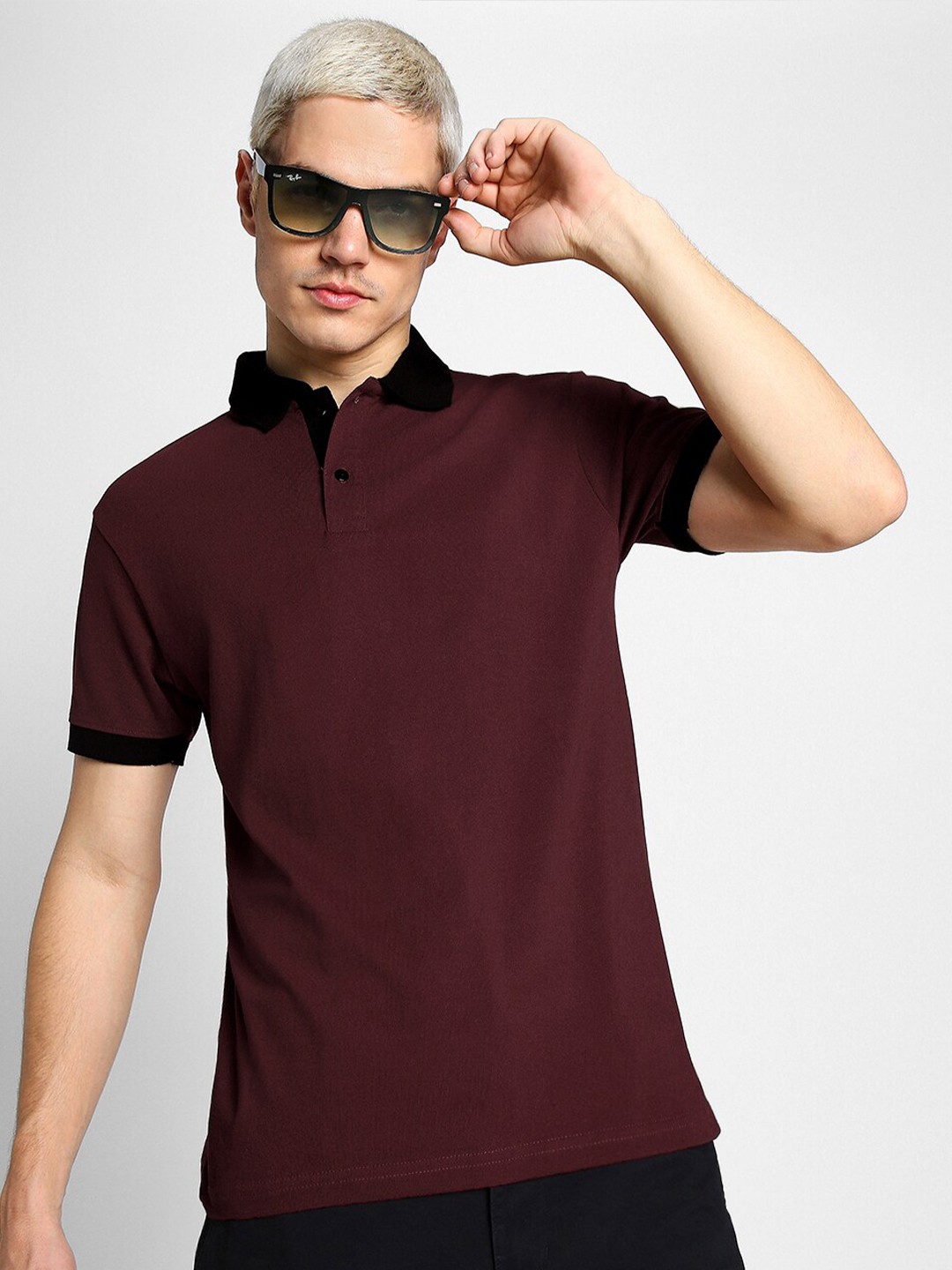 

VEIRDO Maroon Polo Collar Pure Cotton T-shirt