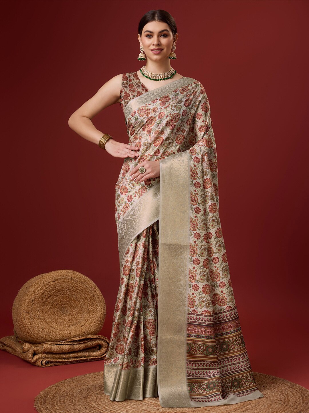 

SANGAM PRINTS Floral Printed Zari Saree, Brown