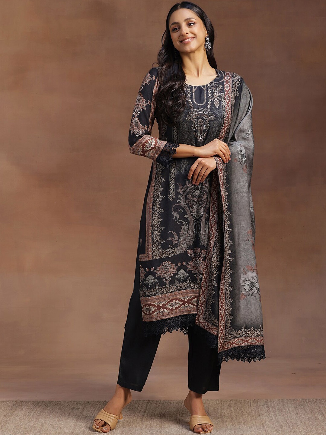 

Libas Ethnic Motifs Printed Sequinned Kurta & Trousers With Dupatta, Charcoal