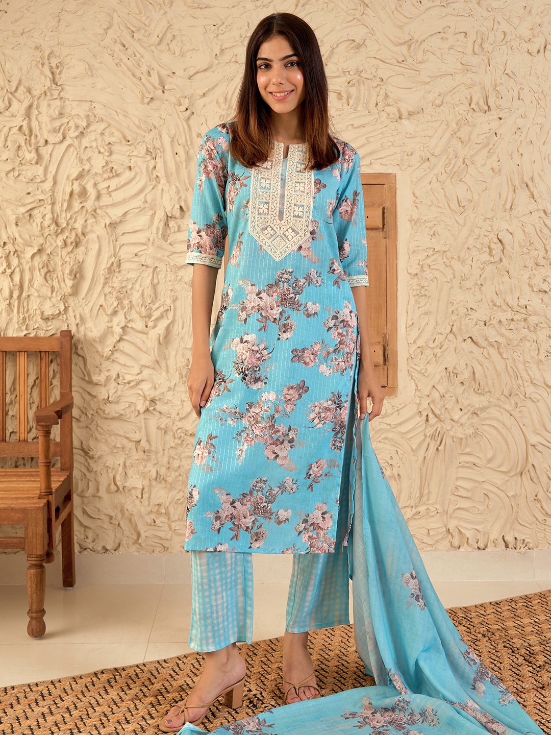 

Libas Floral Printed Regular Thread Work Kurta With Trousers & Dupatta, Blue